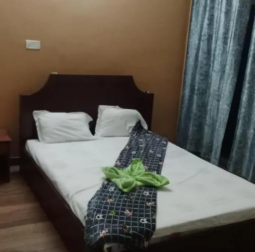 Hr Pallabi Lodging